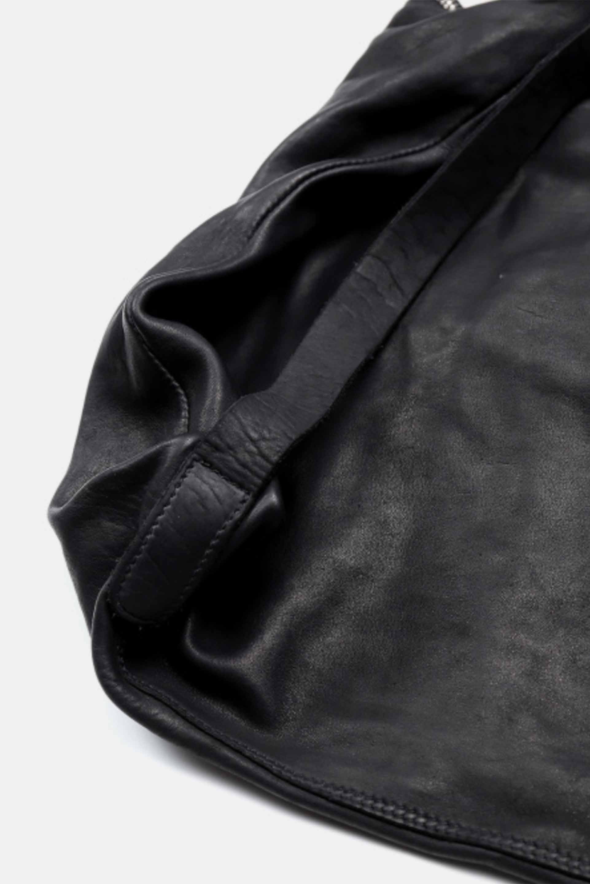 Q15 Medium Crossbody Bag Black 4